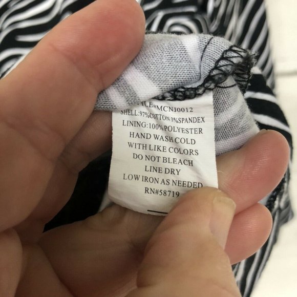 NOTATIONS BLACK/WHITE ZEBRA BUTTON BLAZER LARGE-EUC - Picture 6 of 6